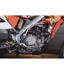 MOTOCYKL XMOTOS XZ250R V4 - XB37 250CC 4T 21/18 - VODNÍK